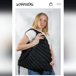 Loosends Triangle Tote